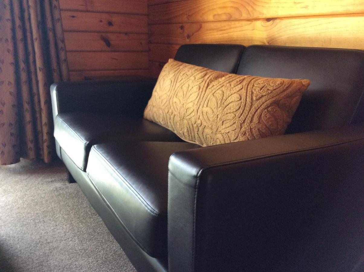 Alpine Lodge Motel Ханмер-Спрингс Экстерьер фото