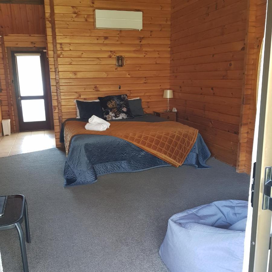 Alpine Lodge Motel Ханмер-Спрингс Экстерьер фото
