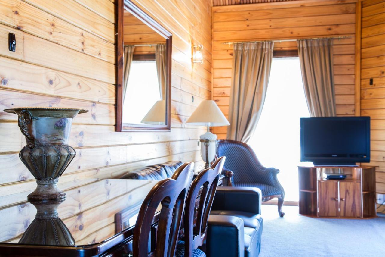 Alpine Lodge Motel Ханмер-Спрингс Экстерьер фото